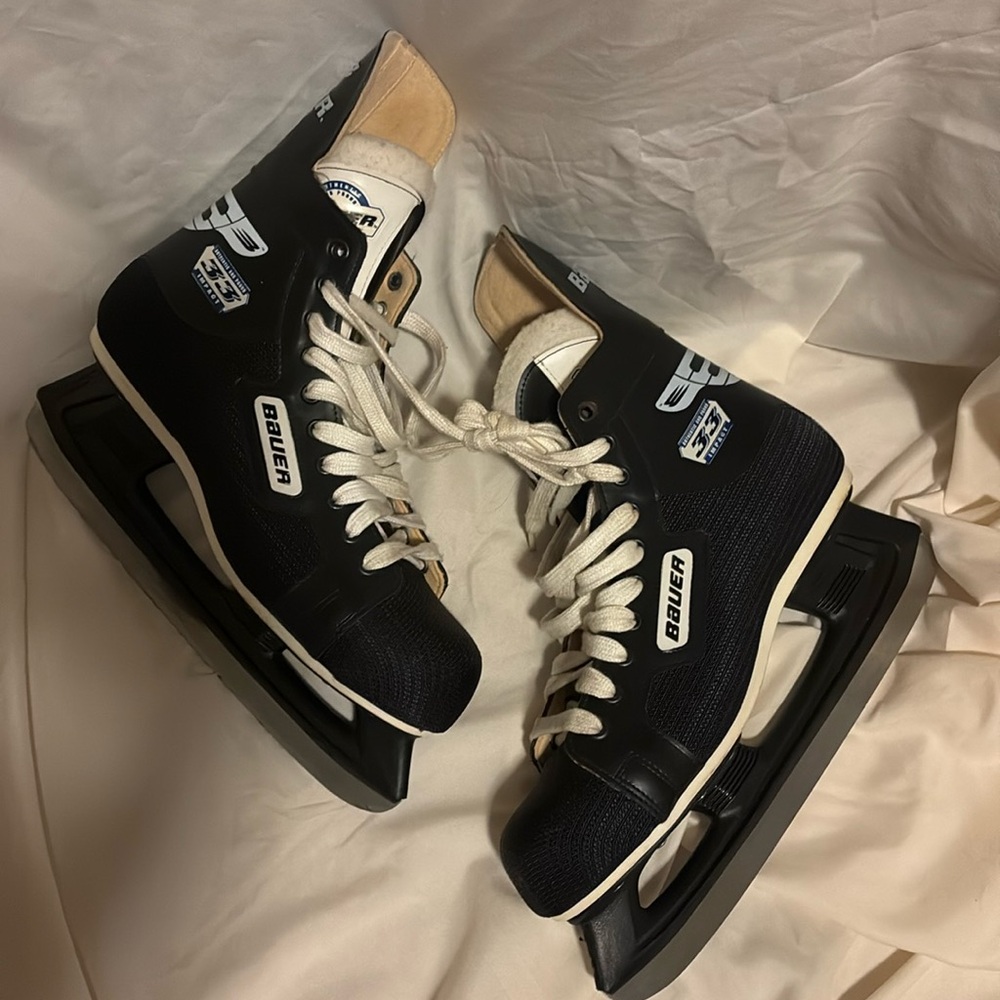 Bauer 33 impact ice skates